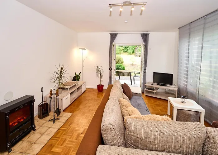 Haus Waldblick Apartamento Daun